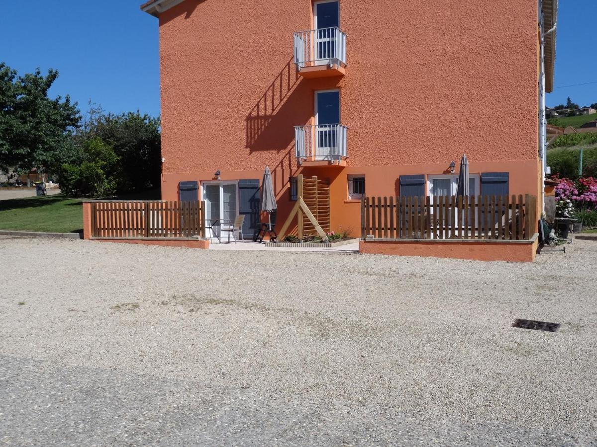 Hotel Des Vignes Julienas Exterior photo